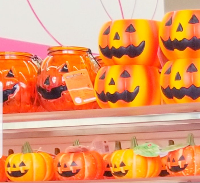 ダイソーハロウィンインテリア2020！小物やガーランドで簡単おしゃれなお部屋に！