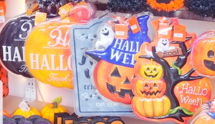 ダイソーハロウィンインテリア2020！置物やガーランドで簡単おしゃれなお部屋に！