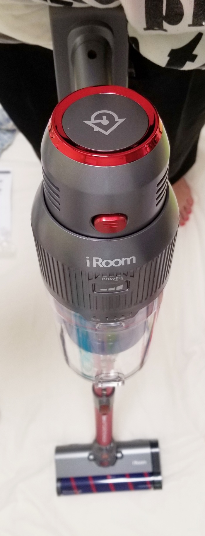 iRoomサイクロンコードレス掃除機RS1を徹底レビュー!吸引力は良いけど…?