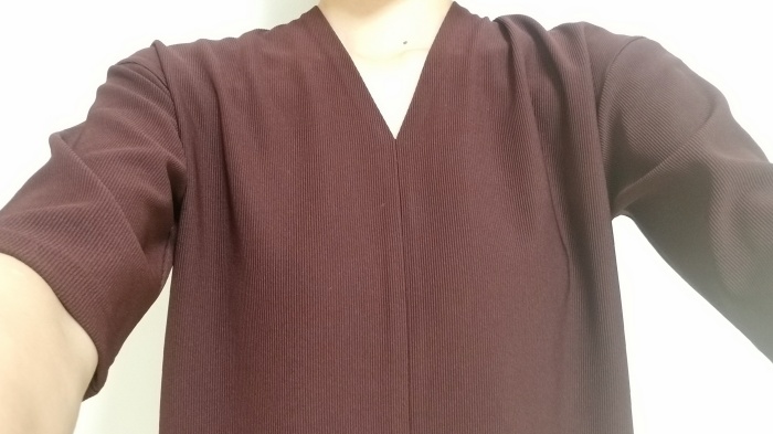 二の腕や体型カバーが叶うボルドー細見えワンピースコーデ！20代以上の大人女子にぴったり♪