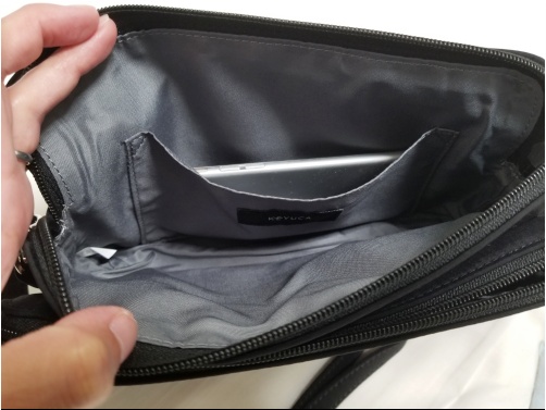 ナイロンの小さめショルダーバッグ購入レビュー!軽いしポケット多いし超万能♪