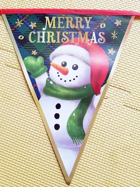 クリスマスの飾り付け 100均で部屋の壁が可愛くなる6つのアイテム