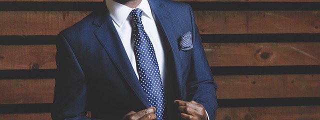 就活ネクタイ水玉　就活ネクタイ長さ